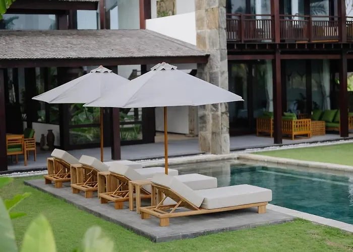 Villas Breeze 4Br Luxury Getaway! Selemadeg (Bali)